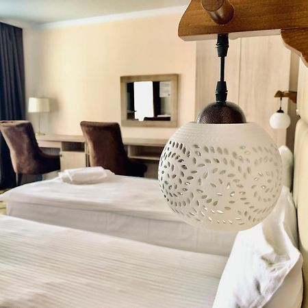 Dostyq Kokshetau Hotel Eksteriør billede