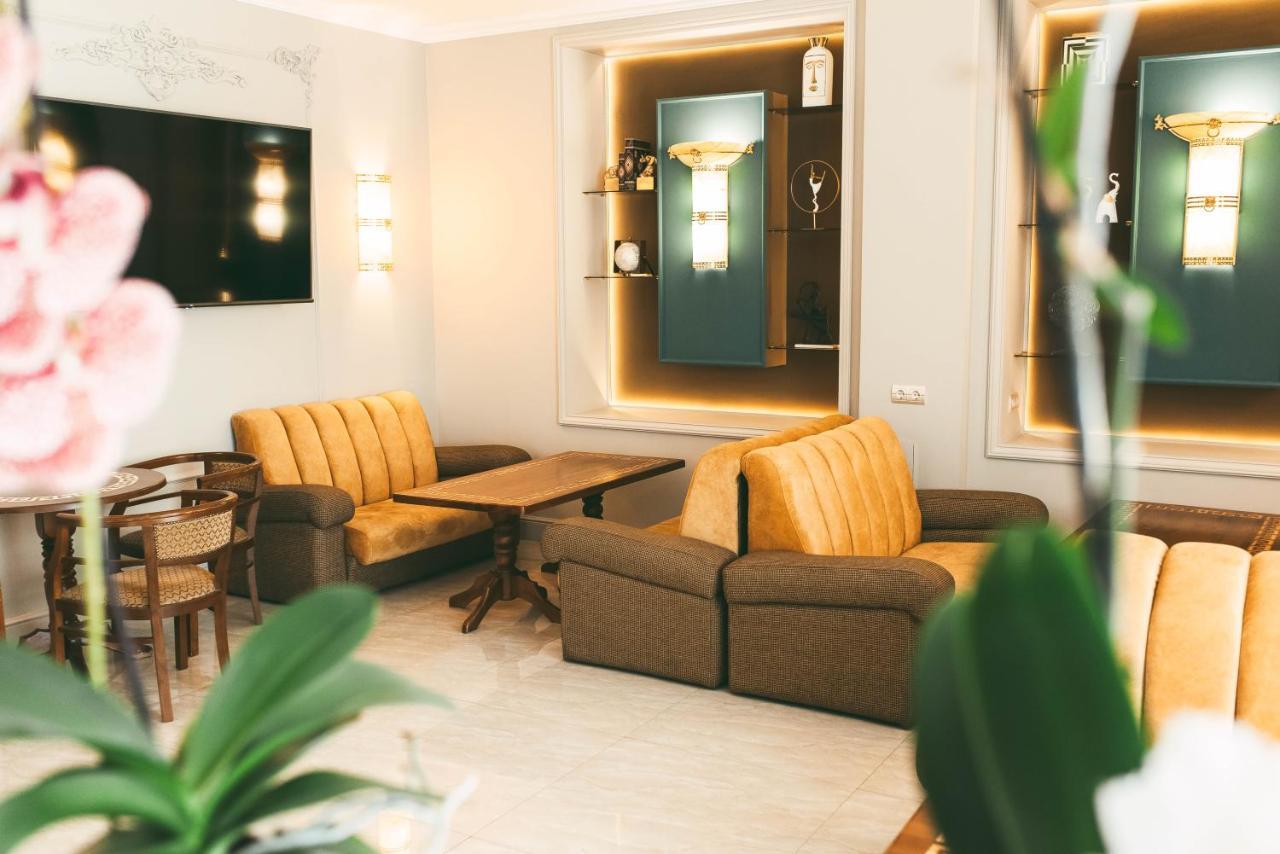 Dostyq Kokshetau Hotel Eksteriør billede