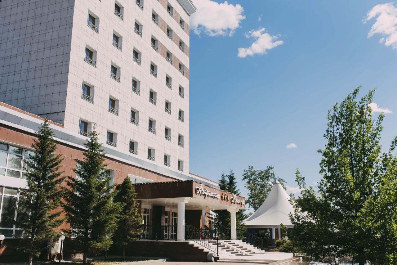 Dostyq Kokshetau Hotel Eksteriør billede