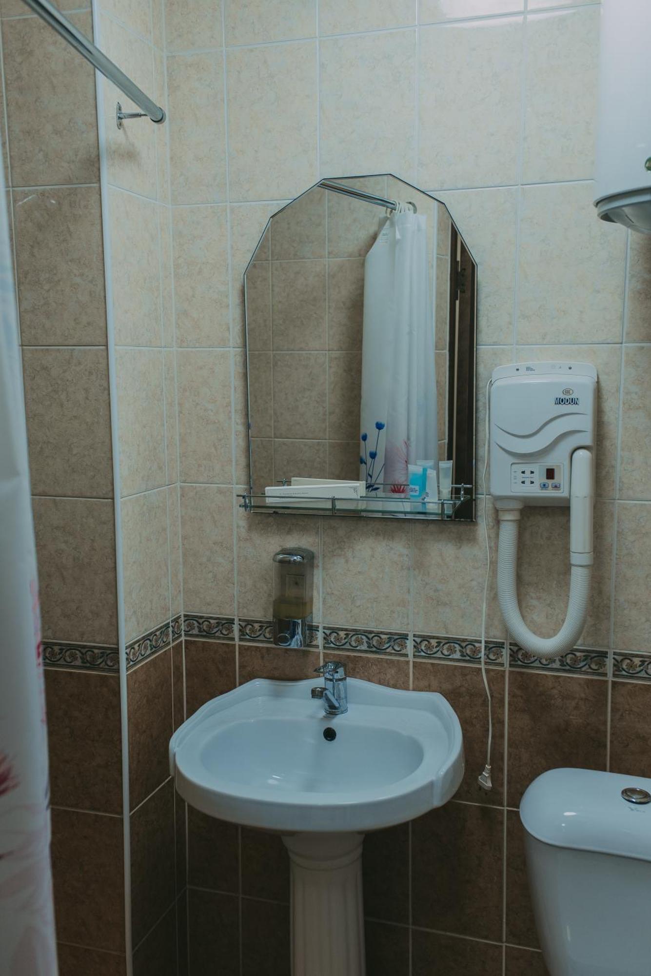 Dostyq Kokshetau Hotel Eksteriør billede