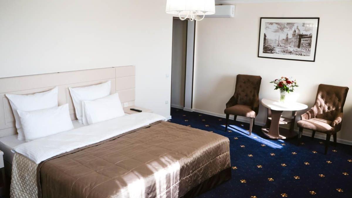 Dostyq Kokshetau Hotel Eksteriør billede