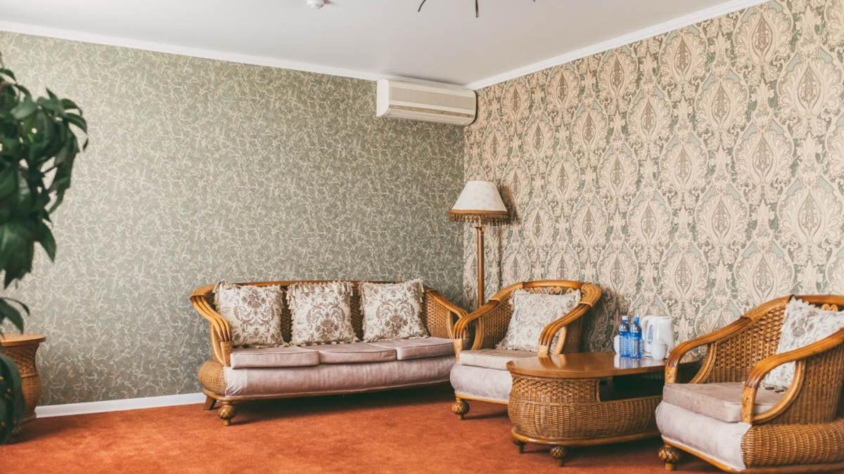 Dostyq Kokshetau Hotel Eksteriør billede