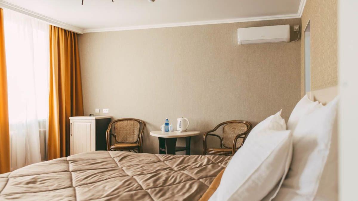 Dostyq Kokshetau Hotel Eksteriør billede