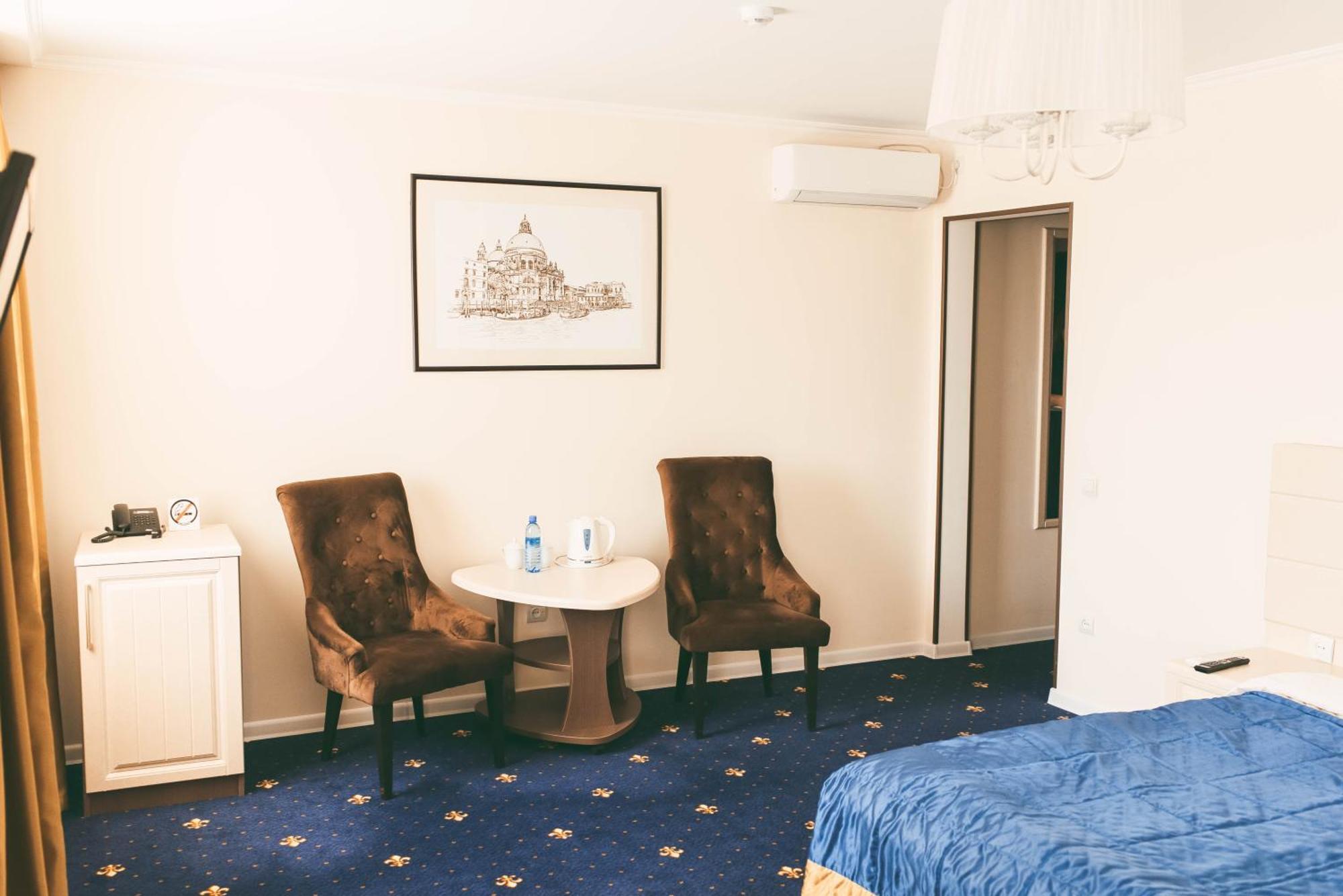Dostyq Kokshetau Hotel Eksteriør billede