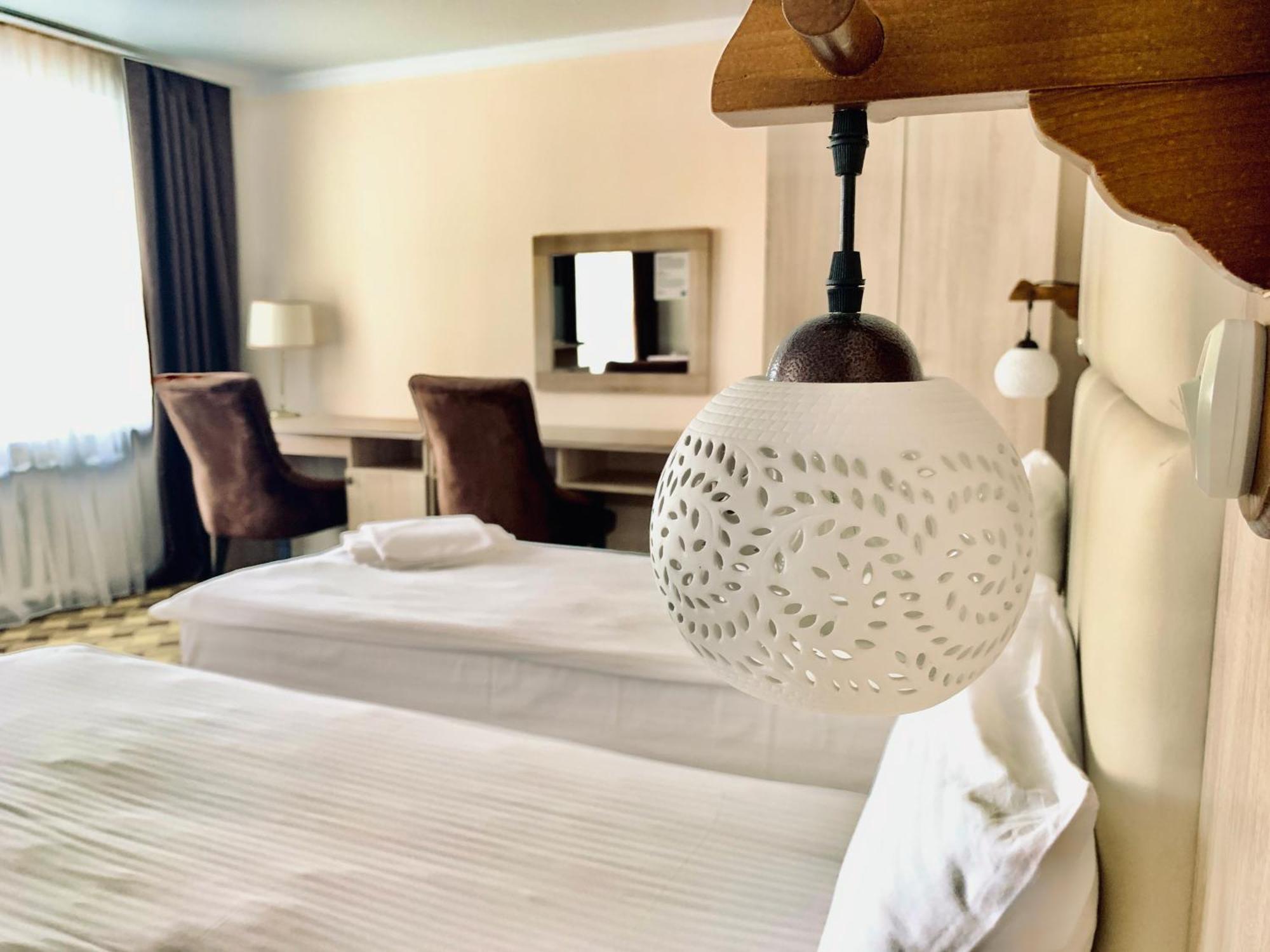 Dostyq Kokshetau Hotel Eksteriør billede